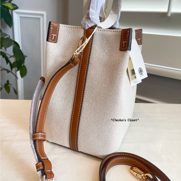 🌸NeW! Tory Burch Blake Bucket Bag - Picture 4 of 10